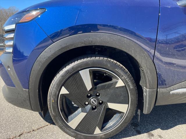 2025 Nissan Kicks SR Intelligent AWD