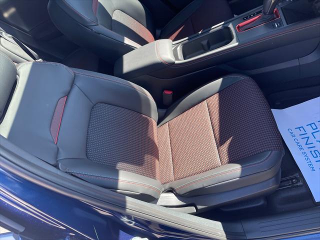 2025 Nissan Kicks SR Intelligent AWD