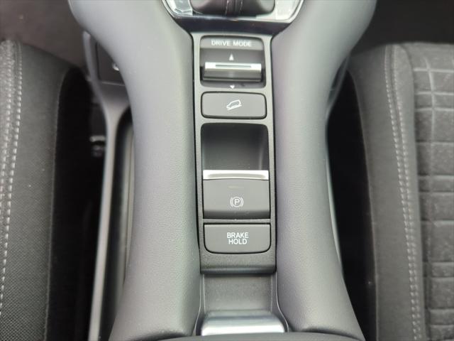2025 Honda HR-V AWD LX