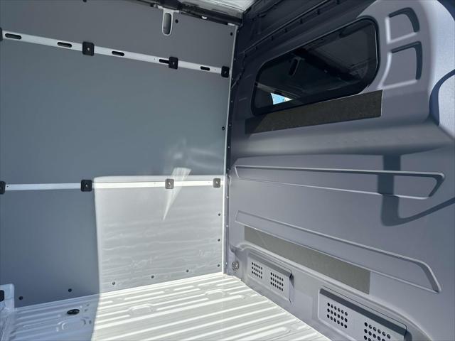 2025 Mercedes-Benz Sprinter 2500 High Roof 4-Cyl Diesel