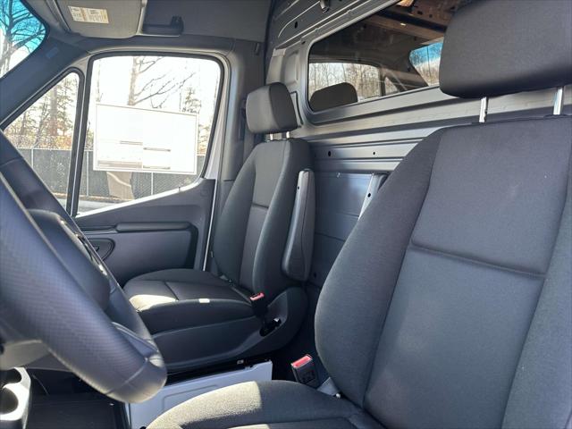 2025 Mercedes-Benz Sprinter 2500 High Roof 4-Cyl Diesel