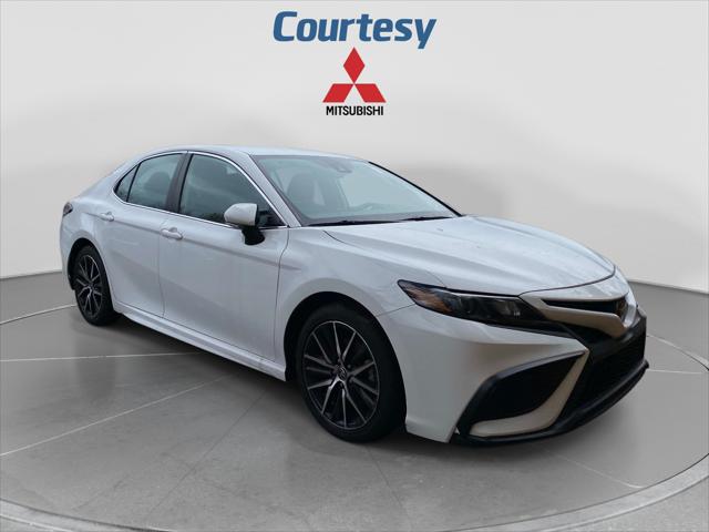 2023 Toyota Camry SE Auto (Natl)