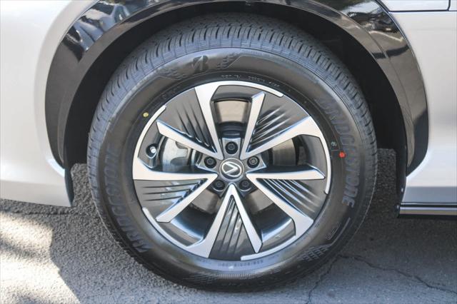2025 Lexus 300 RZ 300e