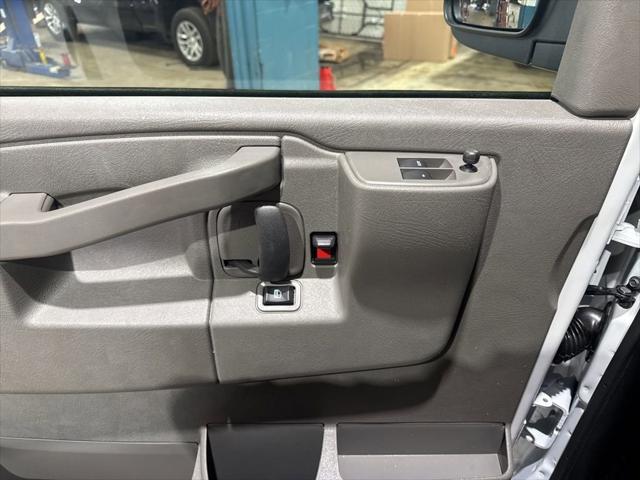 2024 GMC Savana Cargo RWD 2500 Regular Wheelbase Work Van