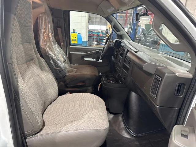 2024 GMC Savana Cargo RWD 2500 Regular Wheelbase Work Van
