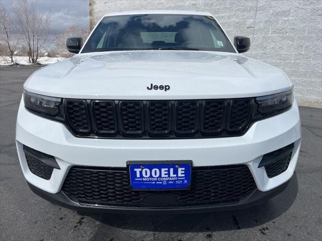 2025 Jeep Grand Cherokee GRAND CHEROKEE ALTITUDE 4X4 2025 Jeep Grand Cherokee GRAND CHEROKEE ALTITUDE 4X4