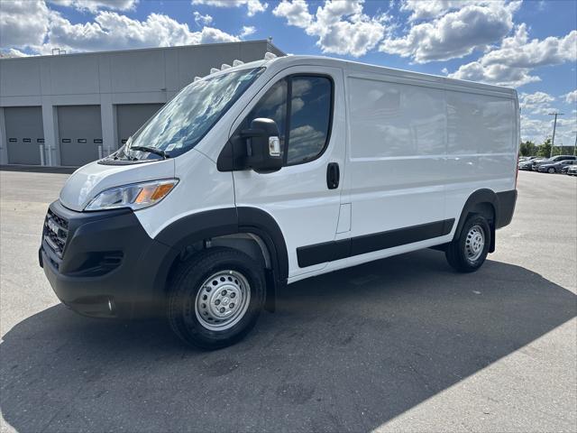 2025 RAM Ram ProMaster RAM PROMASTER 2500 TRADESMAN CARGO VAN LOW ROOF 136 WB