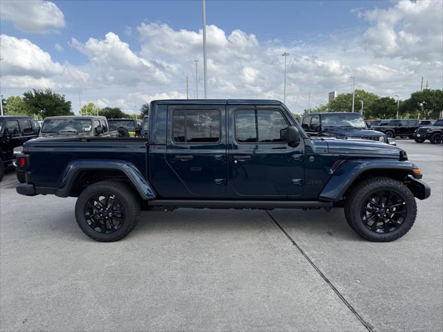 2025 Jeep Gladiator GLADIATOR NIGHTHAWK 4X4