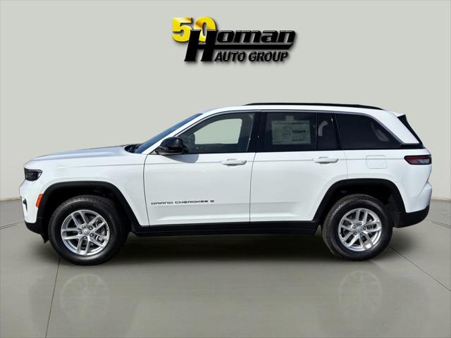 2025 Jeep Grand Cherokee GRAND CHEROKEE LAREDO X 4X4
