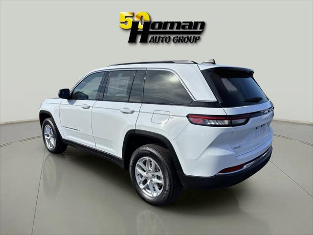 2025 Jeep Grand Cherokee GRAND CHEROKEE LAREDO X 4X4
