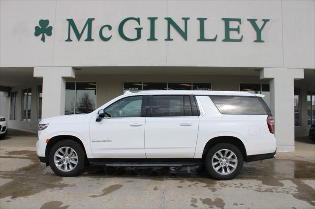 2023 Chevrolet Suburban 4WD Premier