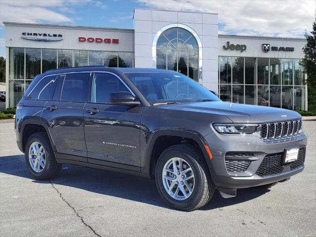 2025 Jeep Grand Cherokee GRAND CHEROKEE LAREDO X 4X4