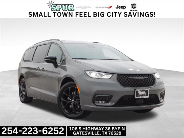 2025 Chrysler Pacifica PACIFICA LIMITED