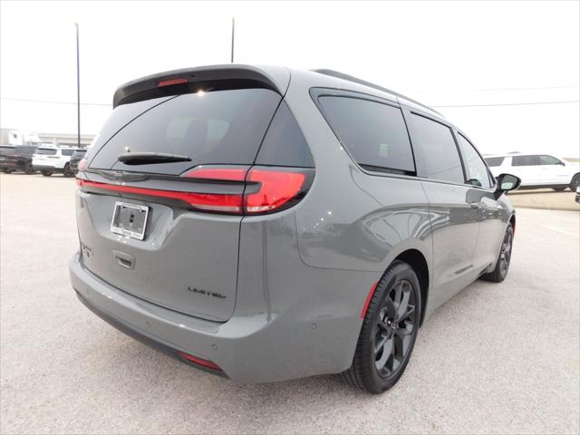 2025 Chrysler Pacifica PACIFICA LIMITED