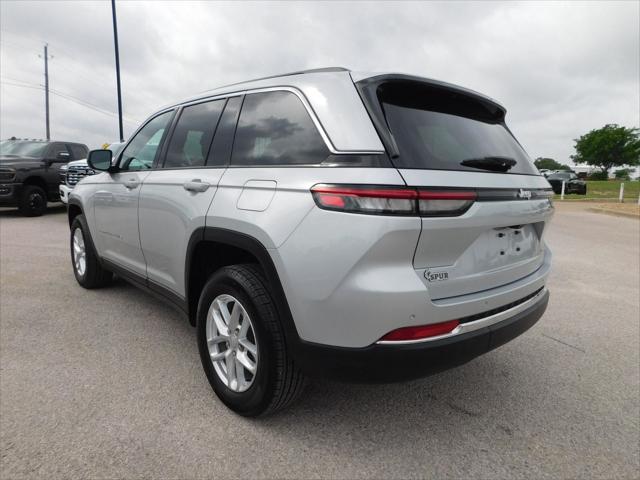 2025 Jeep Grand Cherokee GRAND CHEROKEE LAREDO X 4X2