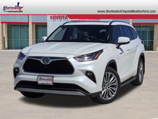 2020 Toyota Highlander Hybrid Platinum