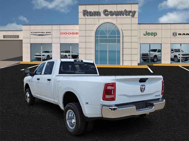 2024 RAM 3500 Tradesman Crew Cab 4x4 8 Box