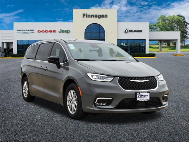 2025 Chrysler Pacifica PACIFICA SELECT