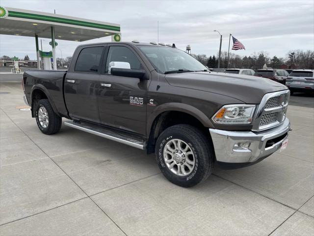 2018 RAM 3500 Laramie Crew Cab 4x4 64 Box