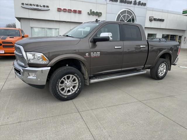 2018 RAM 3500 Laramie Crew Cab 4x4 64 Box