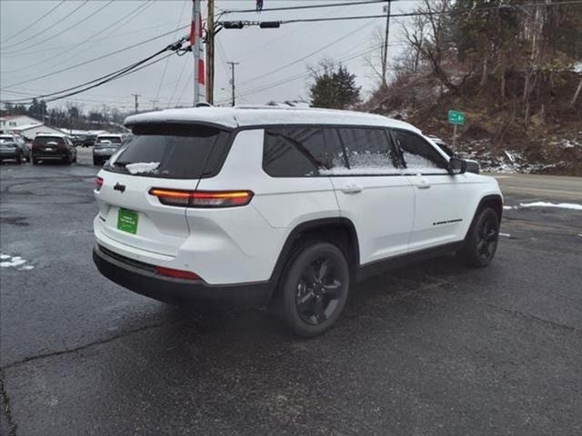 2023 Jeep Grand Cherokee L Altitude 4x4