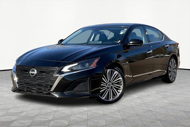 2023 Nissan Altima SL FWD
