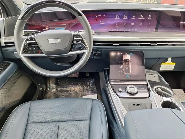 2025 Cadillac Escalade Luxury 2