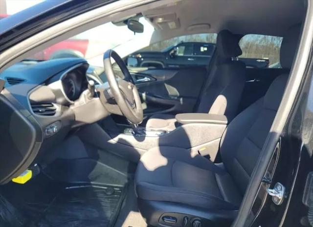 2024 Chevrolet Malibu FWD RS