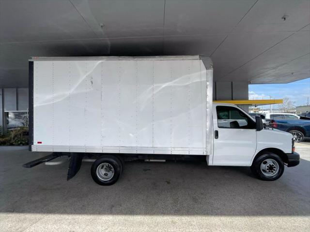 2015 Chevrolet Express Cutaway 3500