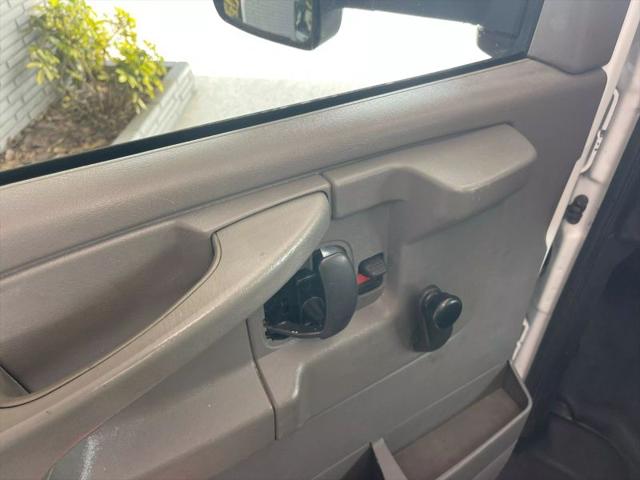 2015 Chevrolet Express Cutaway 3500