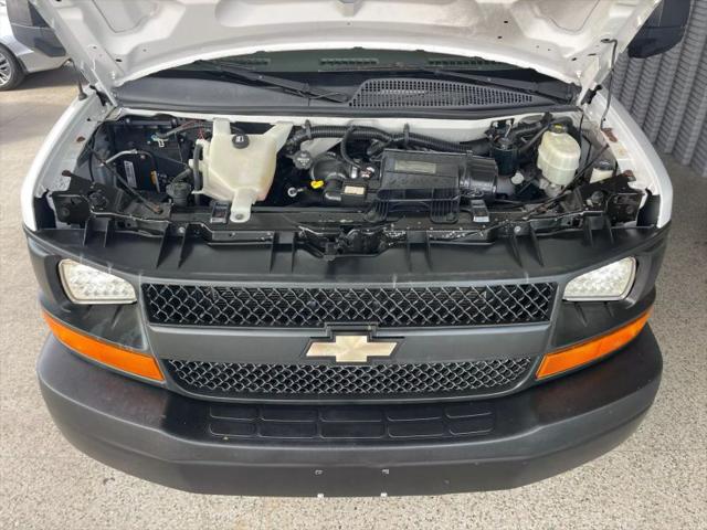 2015 Chevrolet Express Cutaway 3500