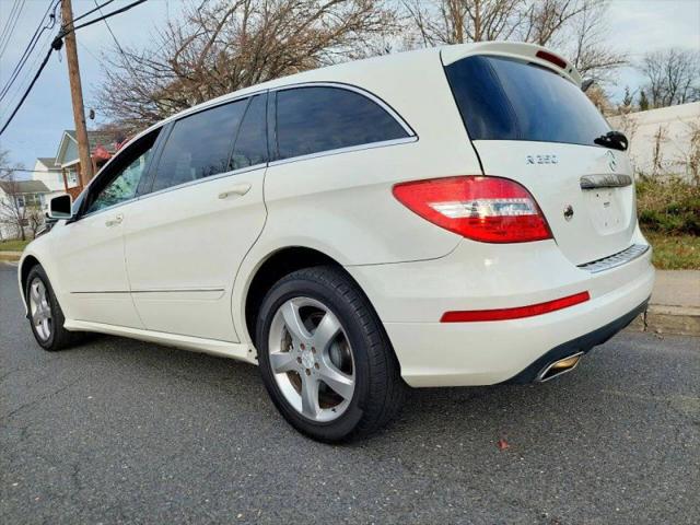2011 Mercedes-Benz R 350 4MATIC