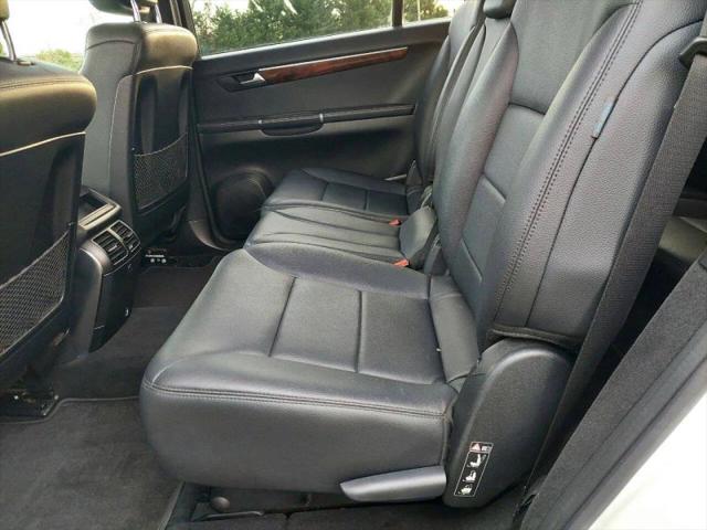 2011 Mercedes-Benz R 350 4MATIC