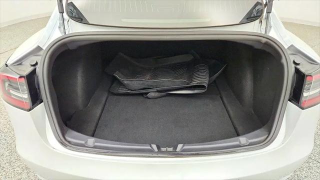2020 Tesla Model 3 Standard Range Plus Rear-Wheel Drive