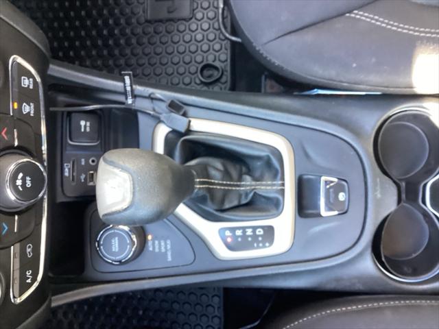 2015 Jeep Cherokee Sport