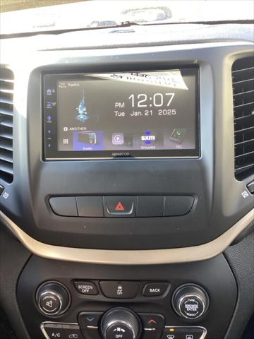 2015 Jeep Cherokee Sport