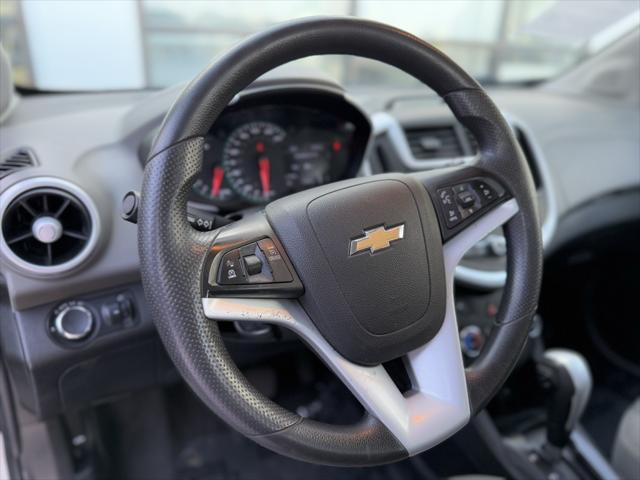 2020 Chevrolet Sonic FWD Hatchback 1FL 5-Door