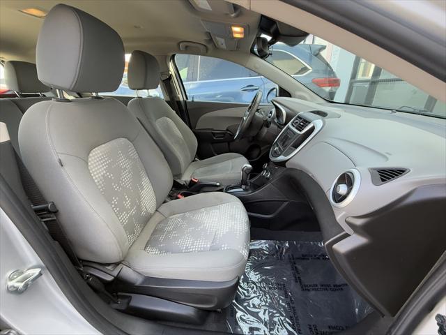 2020 Chevrolet Sonic FWD Hatchback 1FL 5-Door