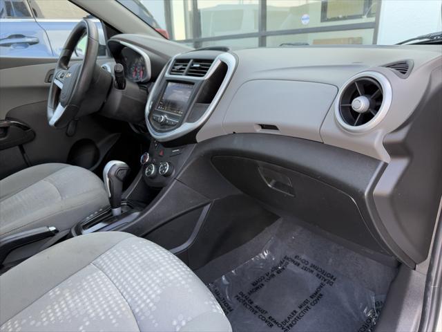 2020 Chevrolet Sonic FWD Hatchback 1FL 5-Door
