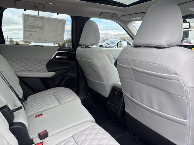 2025 Mitsubishi Outlander PHEV SEL S-AWC