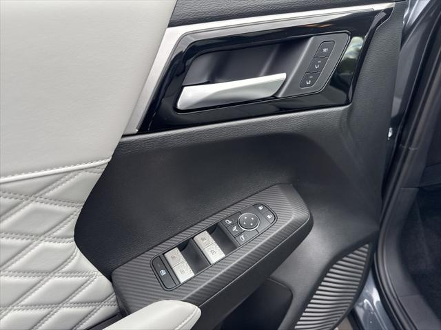 2025 Mitsubishi Outlander PHEV SEL S-AWC