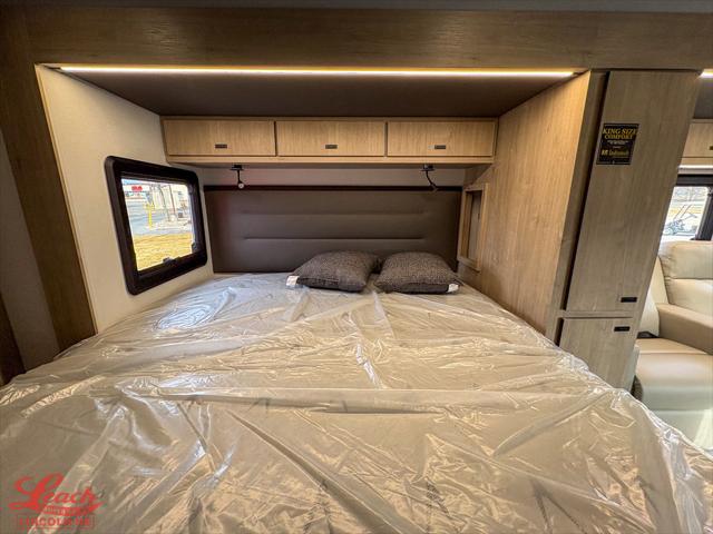 2025 Mercedes-Benz Sprinter 4500 Chassis Standard Roof 4-Cyl Diesel HO