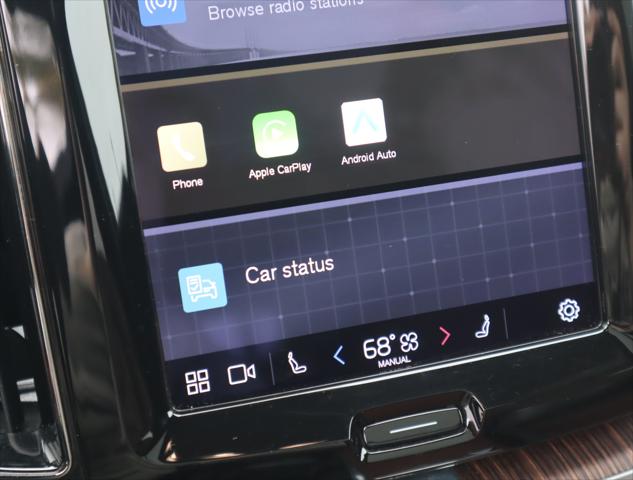 2022 Volvo XC60 B5 Momentum