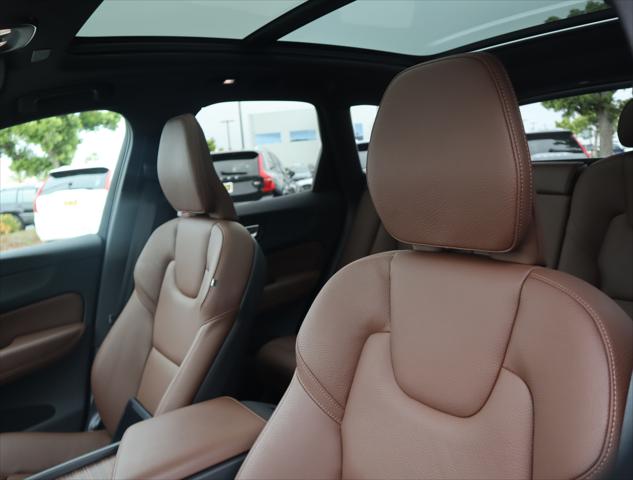 2022 Volvo XC60 B5 Momentum