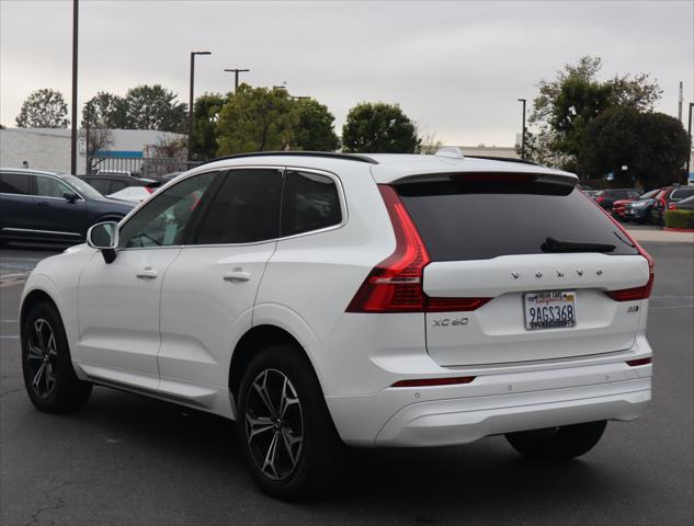 2022 Volvo XC60 B5 Momentum
