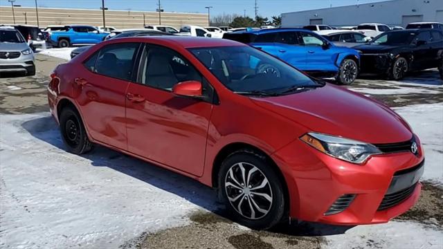 Used 2016 Toyota Corolla LE with VIN 5YFBURHE6GP407841 for sale in Waterford, MI