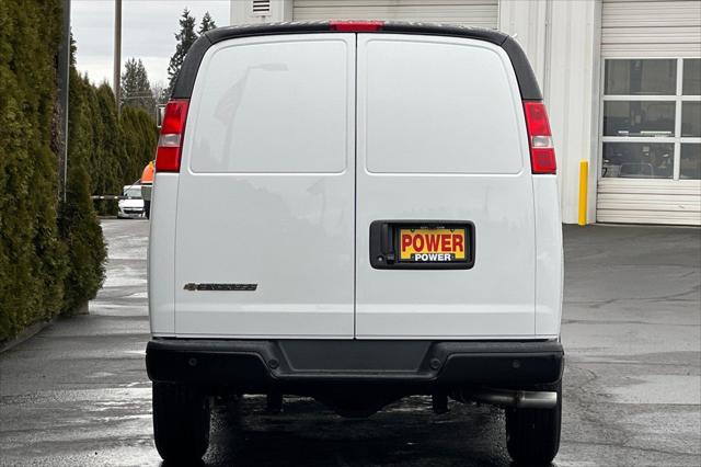 2025 Chevrolet Express Cargo Van RWD 2500 Regular Wheelbase WT
