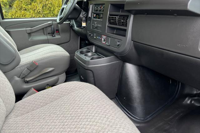2025 Chevrolet Express Cargo Van RWD 2500 Regular Wheelbase WT