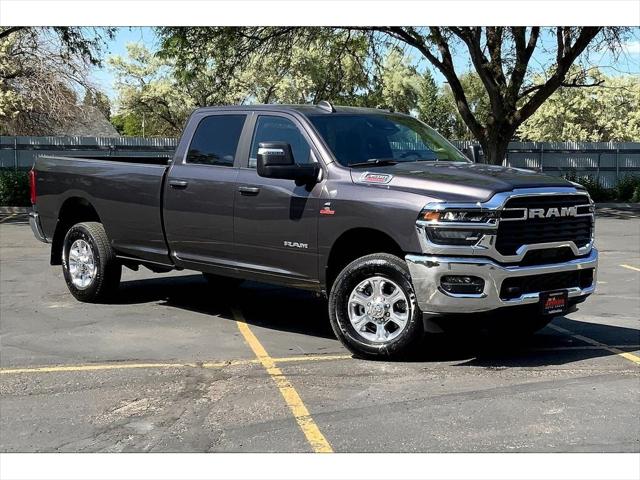 2025 RAM Ram 3500 RAM 3500 BIG HORN CREW CAB 4X4 8 BOX