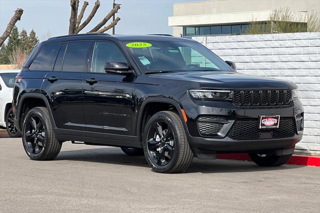 2025 Jeep Grand Cherokee GRAND CHEROKEE ALTITUDE X 4X4